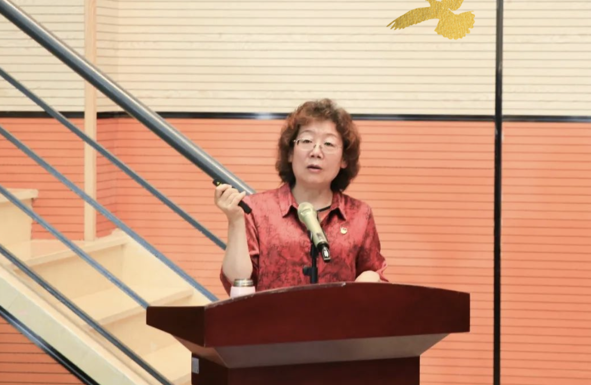 “实现中国梦的责任与担当”——云南省教育厅关工委主任陶晴莅临云南商务职业学院作主题教育形势政策报告会